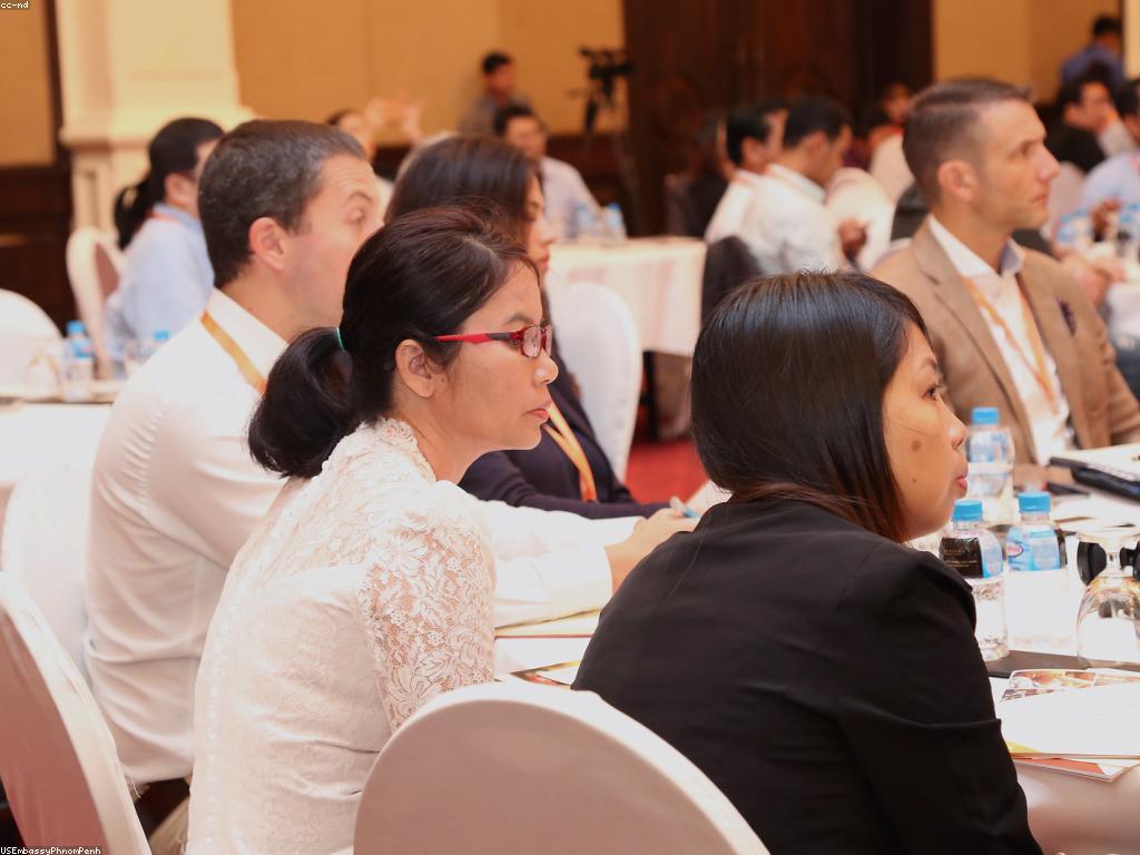 បទបង្ហាញនិងការប្រកួត: យុទ្ធសាស្ត្រដើម្បីជោគជ័យ